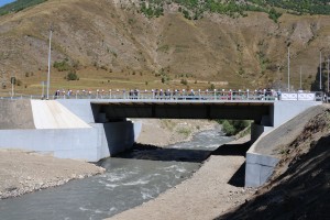 Чеченская Республика: мост через реку Шаро-Аргун в селе Химой капитально отремонтирован